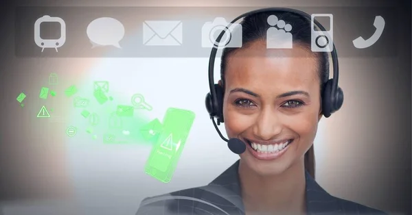 Composição Mulher Negócios Sorrindo Usando Fone Ouvido Tela Interativa Telefone — Fotografia de Stock