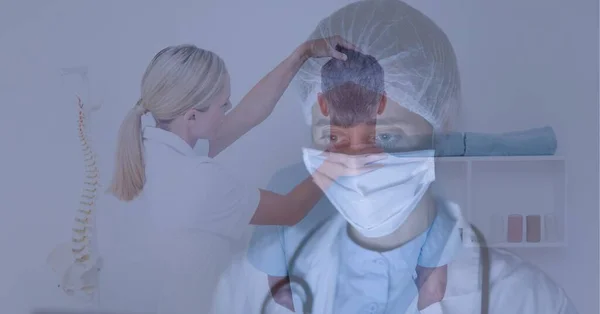 Caucasian Female Doctor Wearing Facemask Female Doctor Examining Neck Male — Stock Photo, Image