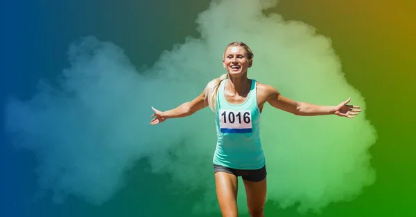 Composición Mujer Atlética Corriendo Sonriendo Sobre Fondo Colorido Deporte Fitness —  Fotos de Stock