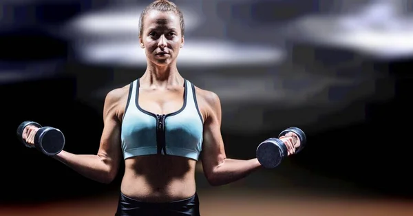 Sammansättning Starka Kaukasiska Kvinna Lyfta Hantlar Med Kopieringsutrymme Sport Fitness — Stockfoto