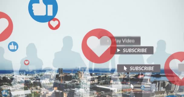 Şehir Manzarası Üzerinde Dijital Simgeleri Olan Pankartlar Üzerine Sosyal Medya — Stok video