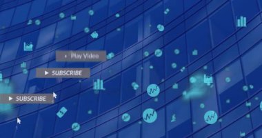 Modern bina üzerinde dijital simgeleri olan pankartlar üzerine sosyal medya metninin animasyonu. küresel ağ, sosyal medya, teknoloji ve iletişim konsepti dijital olarak oluşturulmuş video.