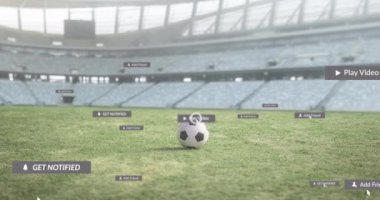 Futbol sahasındaki pankartlarda sosyal medya simgelerinin canlandırılması. küresel çevrimiçi iletişim, dijital arayüz ve teknoloji konsepti dijital olarak oluşturulmuş video.