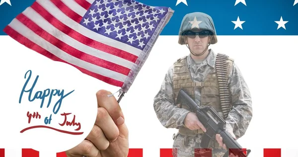 Состав Счастливого Текста Июля Над Солдатом Американским Флагом Празднование Дня — стоковое фото