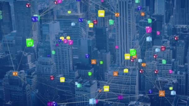 Анімація Глобусу Сформована Онлайн Цифровими Піктограмами Над Міським Пейзажем Глобальний — стокове відео