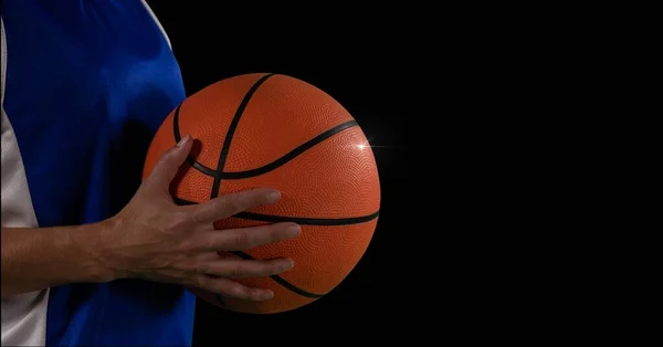 Samenstelling Van Het Middendeel Van Mannelijke Basketbalspeler Met Bal Kopieer — Stockfoto