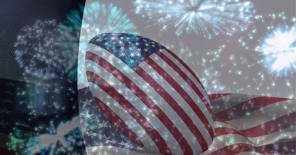 Zusammensetzung Von Feuerwerk Und Kopierraum Über Der Amerikanischen Flagge Patriotismus — Stockfoto