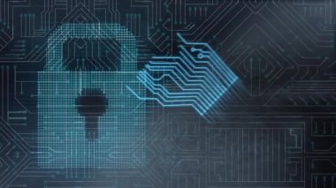 Bilgisayarlı devre kartı ve veri işleme sistemli çevrimiçi asma kilit animasyonu. küresel bağlantılar, dijital arayüz ve dijital olarak oluşturulan güvenlik konsepti.