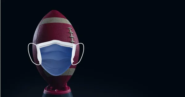 Zusammensetzung Des Rugby Balls Mit Gesichtsmaske Mit Kopierraum Auf Schwarzem — Stockfoto