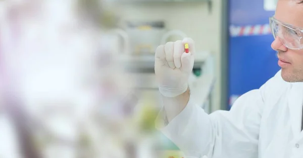 Composición Del Científico Masculino Sosteniendo Píldora Laboratorio Con Espacio Copia —  Fotos de Stock