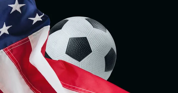 Composizione Calcio Con Bandiera Americana Sfondo Nero Concetto Sport Competizione — Foto Stock