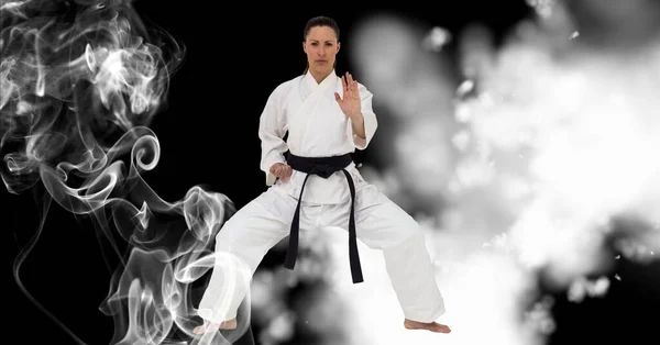 Kompozice Kavkazské Ženské Karate Bojovnice Černém Pozadí Bílou Šmouhou Mistrovství — Stock fotografie