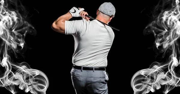 골프채를 코카서스 선수의 스포츠 디지털 이미지 — 스톡 사진