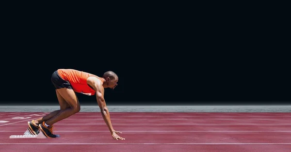 スポーツ分野でアフリカ系アメリカ人男性ランナーの構成 スポーツと競争の概念をデジタルで生成し — ストック写真
