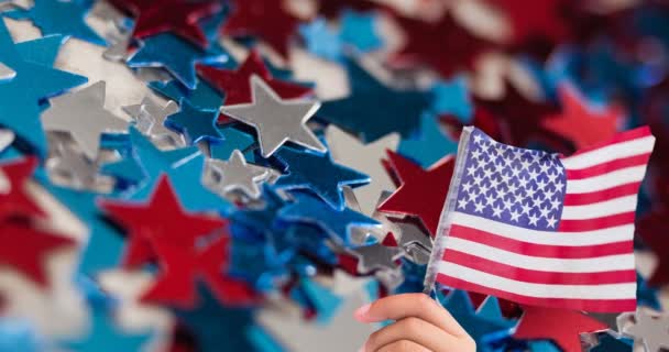 Animation Einer Person Mit Amerikanischer Flagge Und Sternen Hintergrund Patriotismus — Stockvideo
