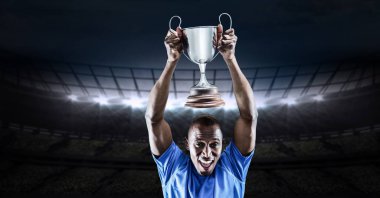 Sporcunun zaferi kutlamasının kompozisyonu, stadyumda kupa tutması. spor ve yarışma konsepti dijital olarak oluşturulmuş görüntü.