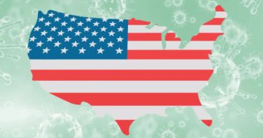 Amerikan haritasının animasyonu yeşil arka plandaki koronavirüs hücrelerinin üzerine Amerikan bayrağı ile renklendirildi. Covid 19 Coronavirus salgını sırasında dijital olarak üretilen görüntü.
