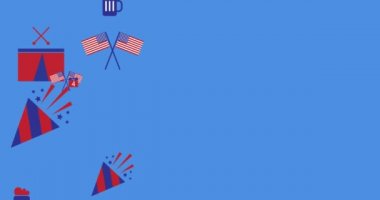 Amerikan bayrakları ve bağımsızlık günü simgeleri mavi arka planda hareket ediyor. Vatanseverlik ve kutlama konsepti dijital olarak oluşturulmuş imaj.