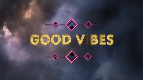 Animatie Van Goede Vibes Tekst Met Neon Vormen Wolken Achtergrond — Stockvideo