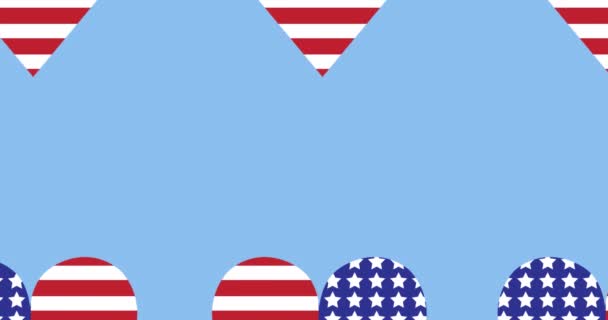 Κινούμενα Σχέδια Καρδιών Χρωματισμένων Αμερικανική Σημαία Κινείται Πάνω Από Μπλε — Αρχείο Βίντεο