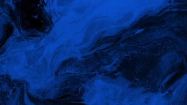 Animation Liquide Bleu Vif Coulant Mouvement Hypnotique Sur Fond Noir — Video
