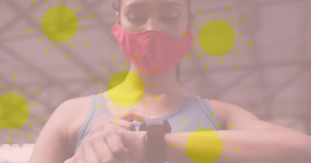 Stoppschild Über Covid Zellen Die Sich Fitnessstudio Gegen Frauen Mit — Stockvideo