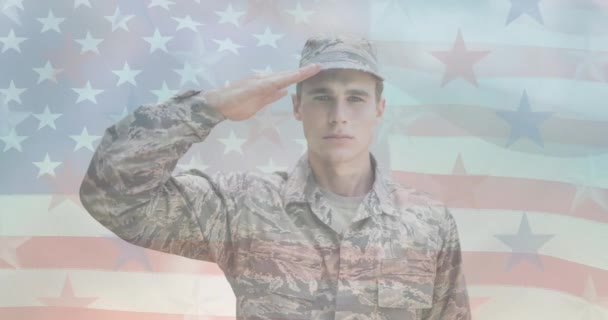 Animation Eines Amerikanischen Soldaten Über Einer Schwebenden Amerikanischen Flagge Patriotismus — Stockvideo