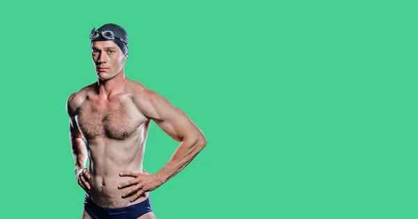 Composición Nadador Masculino Con Espacio Copia Aislado Sobre Fondo Verde — Foto de Stock