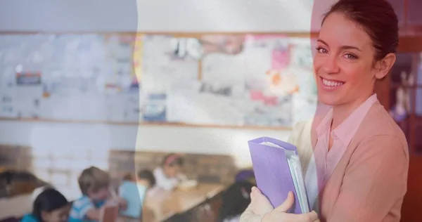 Composition Drapeau Français Sur Une Enseignante Souriante Avec Des Enfants — Photo