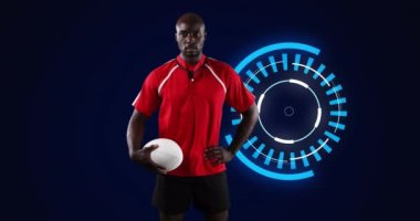 Ragbi oyuncusuyla dürbün taraması ve veri işleme animasyonları. global spor, rekabet teknolojisi ve dijital arayüz konsepti dijital olarak oluşturulmuş video. 
