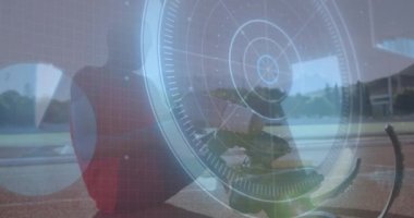 Yarış pistinde paten kullanan engelli bir erkek sporcunun veri işleme animasyonu. global spor, engellilik ve teknoloji konsepti dijital olarak oluşturulmuş video.