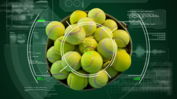テニスボール上の画面上のデジタルデータ処理のアニメーション 世界中のスポーツ デジタルインターフェースの概念をデジタルで生成したビデオ — ストック動画