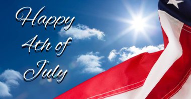 Mutlu bağımsızlık günleri mesajı ve mavi gökyüzündeki bulutların üzerinde Amerikan bayrağı sallama. Amerika 'nın bağımsızlık şablonu arka plan tasarım kavramı