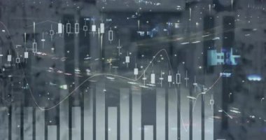 Dükkandaki rafların üzerinde istatistik ve veri işleme animasyonları. küresel iş, teknoloji ve veri işleme kavramı dijital olarak oluşturulmuş video.