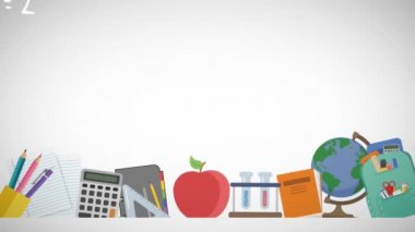 Matematiksel denklemlerin animasyonu ve beyaz arkaplanda okul simgeleri. eğitim, bilim, öğrenme ve bilgi konsepti dijital olarak oluşturulmuş video.