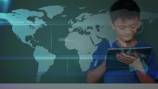 Animering Nummer Förändras Och Nätverk Anslutningar Med Skolpojke Med Hjälp — Stockvideo