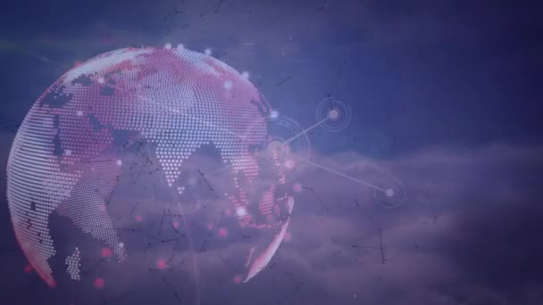 Animation Tournant Globe Réseau Connexions Communication Contre Ciel Nuageux Technologie — Video