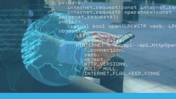 Animasi Dunia Dan Pemrosesan Data Atas Pengusaha Menggunakan Smartphone Global — Stok Video