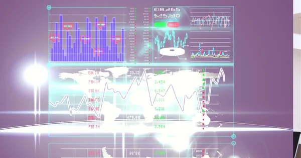 Digitale Interface Met Gegevensverwerking Wereldkaart Tegen Lichtvlek Paarse Achtergrond Computerinterface — Stockfoto