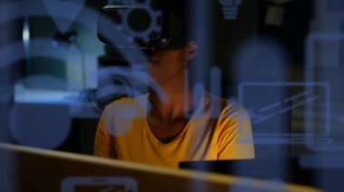 VR kulaklık takan Afro-Amerikan iş kadınına karşı yüzen mavi dijital ikonlar. eğlence ve fütüristik teknoloji kavramı