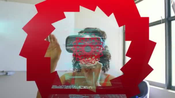 Animation Des Formes Rouges Des Interfaces Données Sur Casque Femme — Video