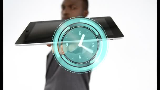 Animação Relógio Movendo Rápido Sobre Empresário Segurando Tablet Conexões Globais — Vídeo de Stock