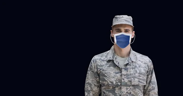 Sammansättning Manlig Soldat Bär Ansiktsmask Mot Svart Bakgrund Patriotism Oberoende — Stockfoto