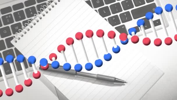 Animering Dna Strängen Snurrar Över Anteckningsboken Och Penna Skrivbordet Globalt — Stockvideo