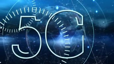 Bağlantı ağı olan 5G metin, dünya ve simgelerin animasyonu. küresel dijital arayüz, teknoloji ve ağ konsepti dijital olarak oluşturulmuş video.