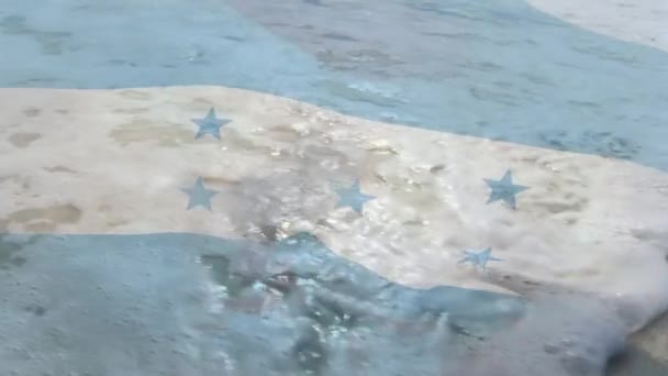 Animation Der Flagge Von Honduras Die Auf Meer Brechenden Wellen — Stockvideo