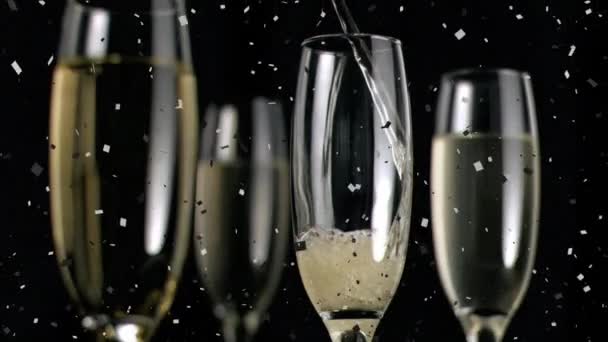 Анімація Келихів Шампанського Шампанського Конфетті Падають Чорний Фон Концепція Святкування — стокове відео