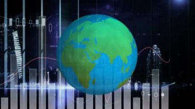 Grafikler üzerinde istatistiksel veri işleme arayüzü üzerinde dönen dünyanın animasyonu. küresel iş iletişimi ve dijital arayüz kavramı, dijital olarak oluşturulmuş video.