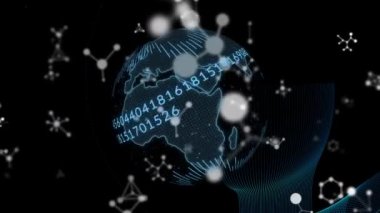 Veri işleme ile dönen dünyanın animasyonu ağlar üzerinde siyah üzerinde hareket ediyor. küresel iletişim teknolojisi ve dijital veri ağı konsepti, dijital olarak oluşturulmuş video.