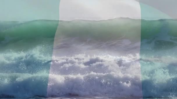 Animation Nigerias Flagga Viftar Över Solen Vågor Som Bryter Havet — Stockvideo